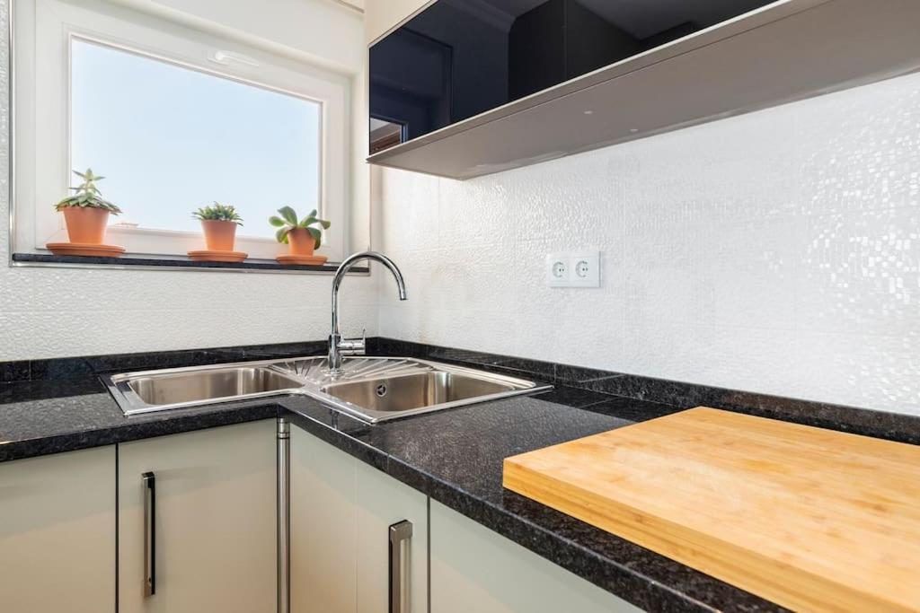 New Beach Flat With Top View - 3 Min To Sea In Luz 外观 照片